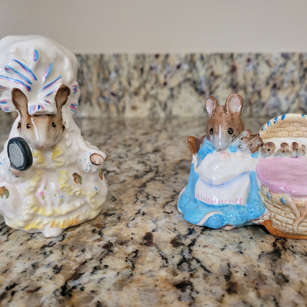 Charming Ceramic Mouse Figurine Set